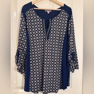Navy and White Geometric Patterned tunic